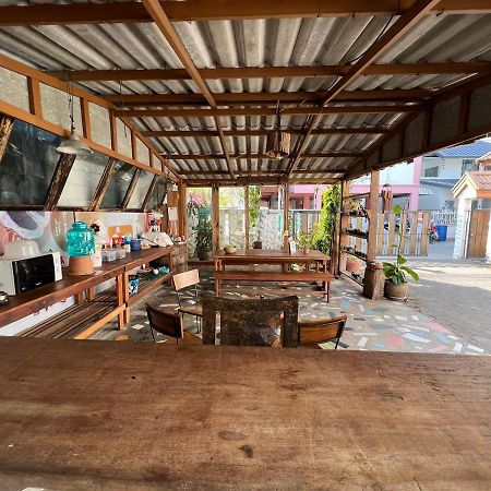 Plumeriahome Near Walking Street Chiang Mai Buitenkant foto