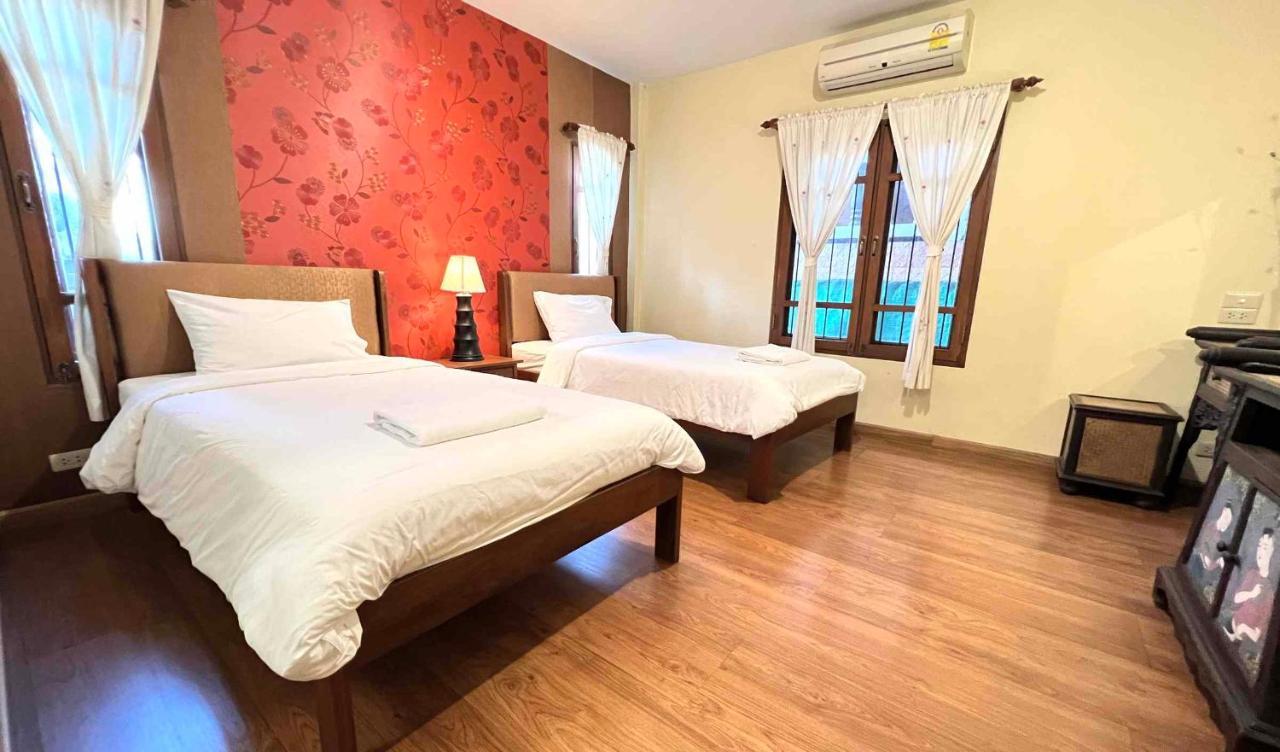 Plumeriahome Near Walking Street Chiang Mai Buitenkant foto